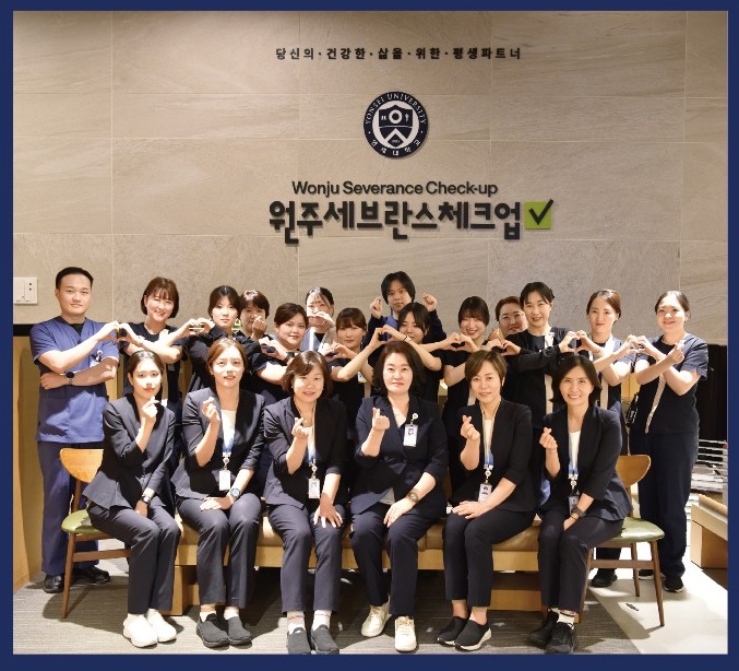 헬스체크업센터 직원